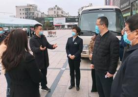 市政協(xié)副主席高東到浙北超市米蘭店調研垃圾分類(lèi)工作